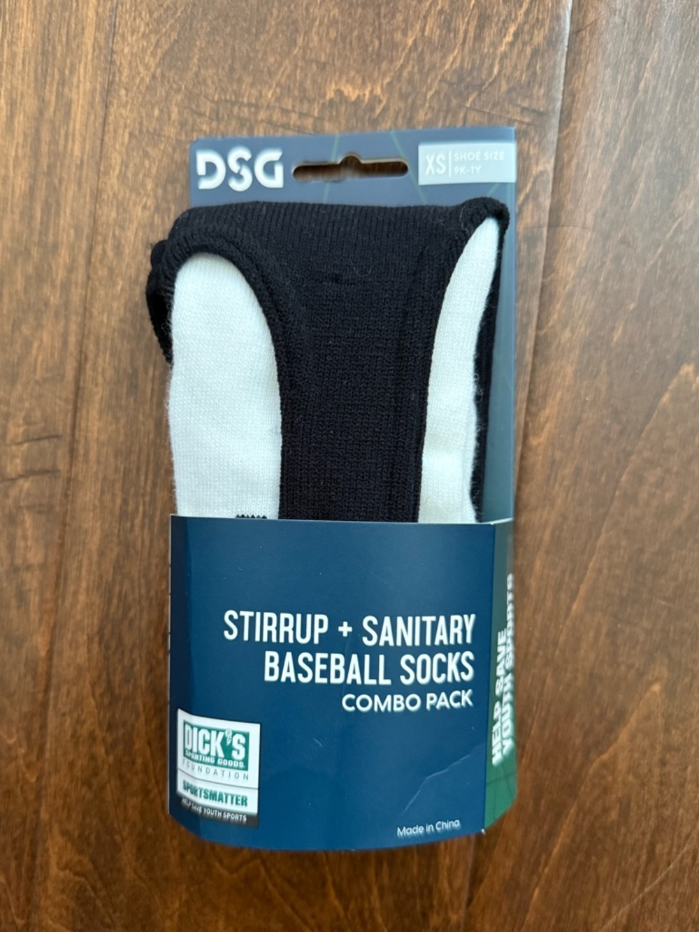 Dick’s Kid’s XS Baseball Socks/Stirrups - Black/White